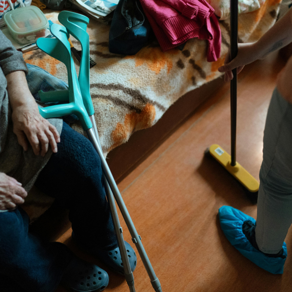Pflegedienst und Betreuungsdienst-Alltagshilfe CuraVital-Organisation im Haushalt
